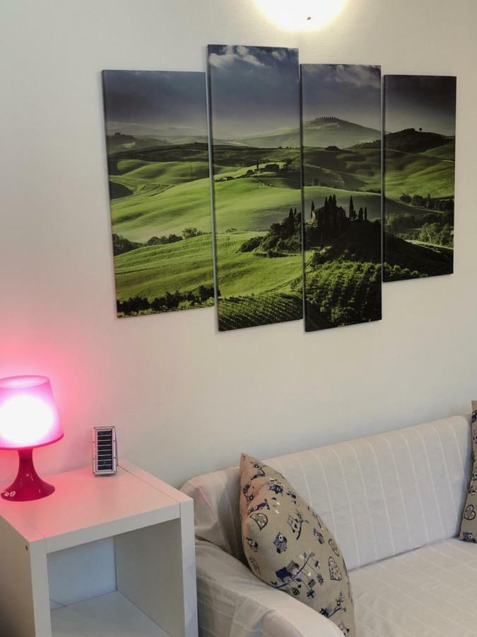 La Dolce Vita Studio With Free Private Parking Сієна Екстер'єр фото
