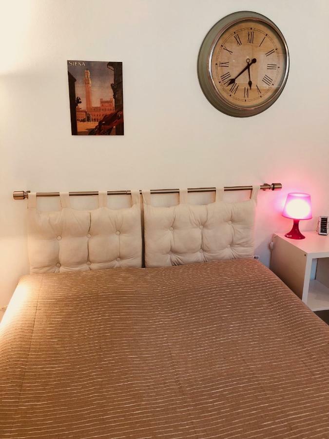 La Dolce Vita Studio With Free Private Parking Сієна Екстер'єр фото